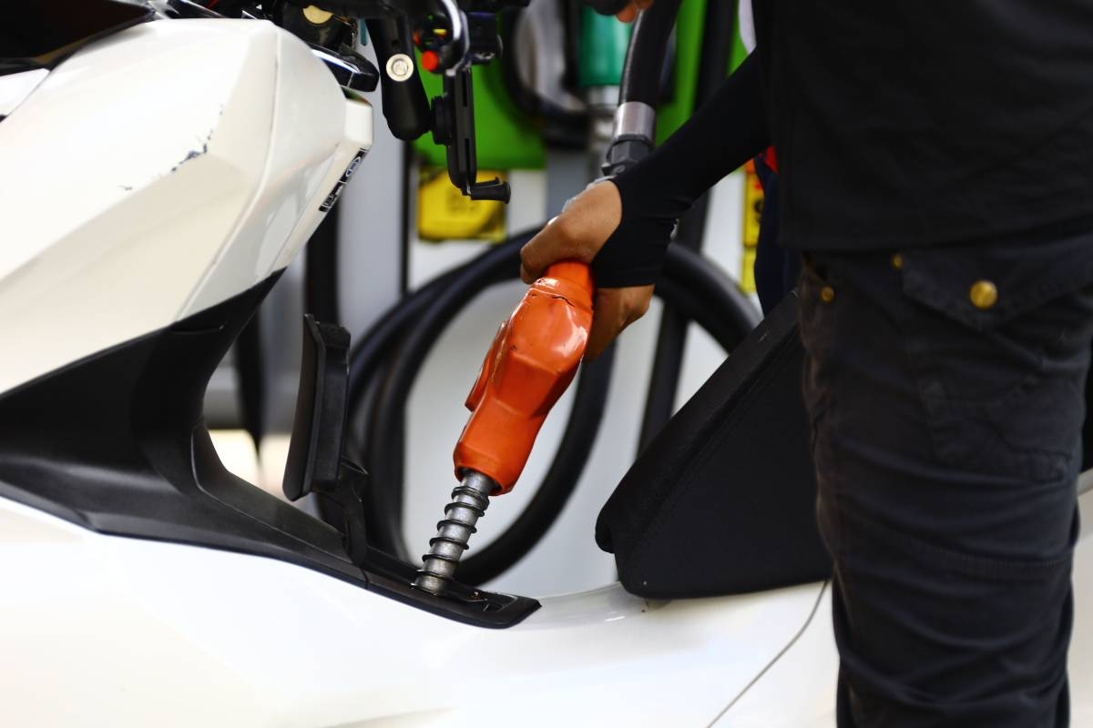 Diesel prices down, gasoline up for 2nd straight week