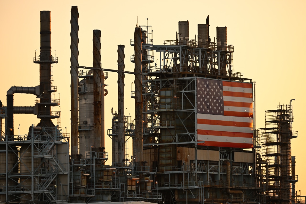 American oil refiners are printing money as wars shrink global energy supplies