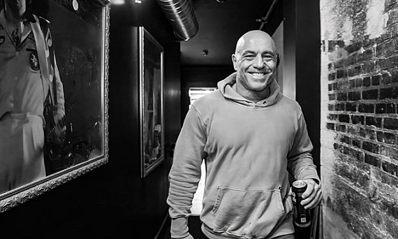 Joe Rogan signs new Spotify deal after previous $250M agreement