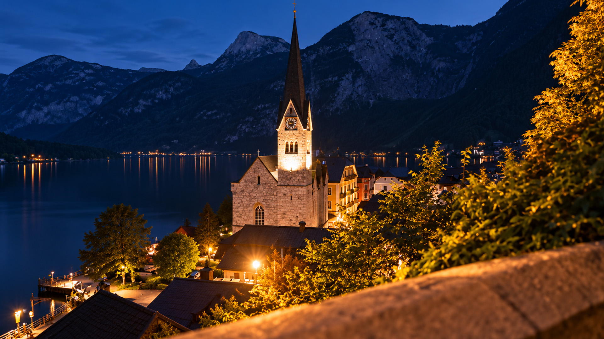 What makes Hallstatt Austria so beautiful at sunset? (4K)