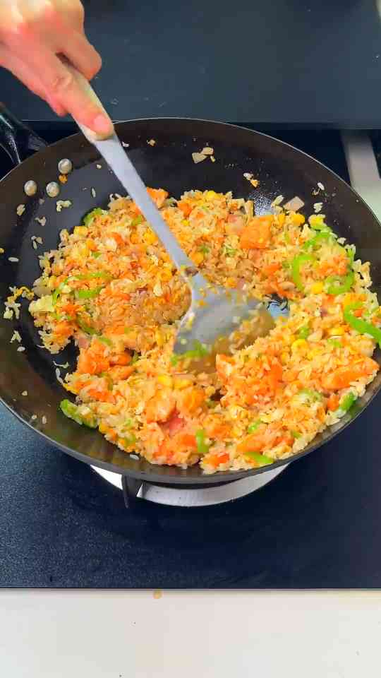 Easy chicken rice with sweet corn