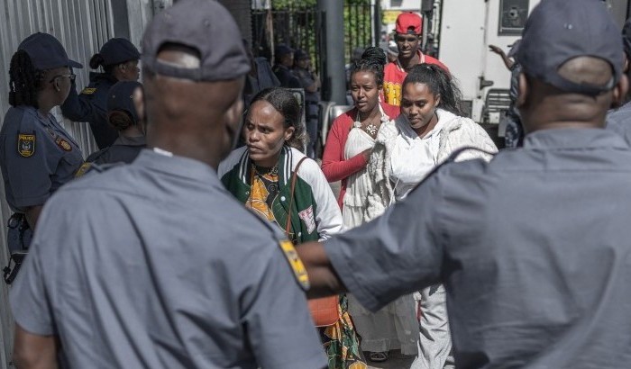 Home Affairs withdraws directive on asylum applications