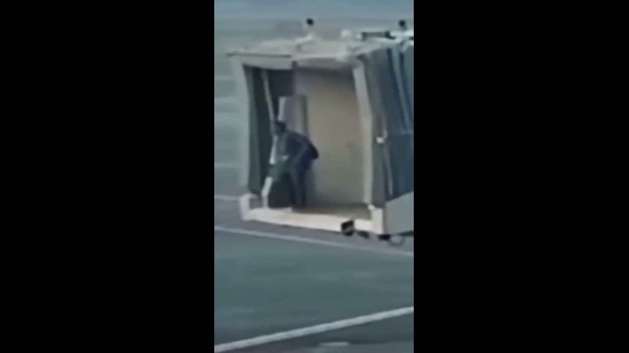 Passenger fights with security after missing flight