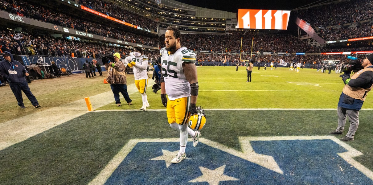Green Bay Packers injury report: Banged up in the trenches