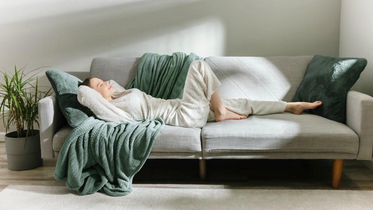 I tried the Oura Ring 5 to fix my restless sleep — the results surprised me