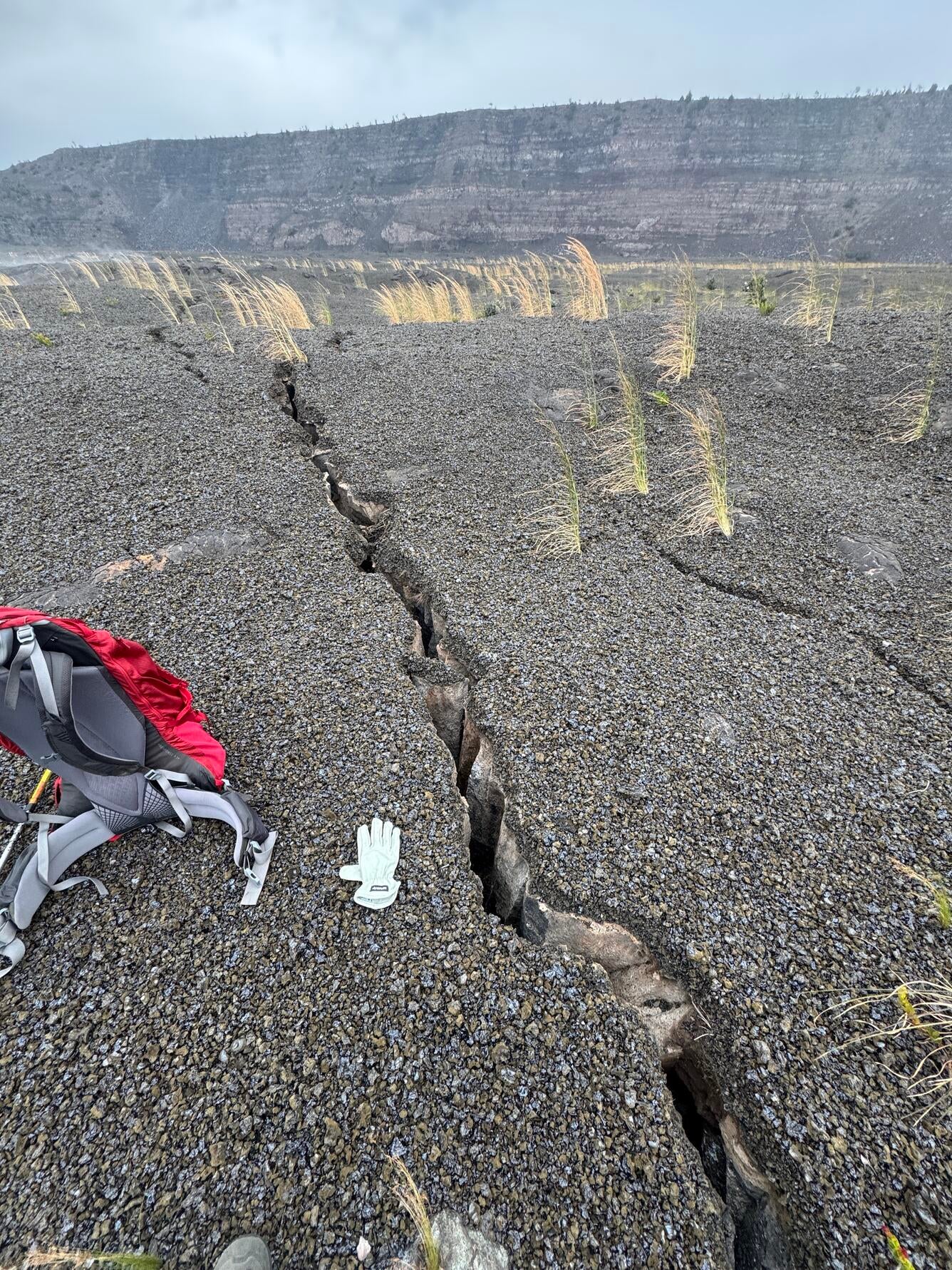 Active Kīlauea forces immediate trail closures at Hawai'i Volcanoes ...