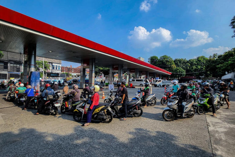 Daftar lengkap harga BBM Pertamina, Vivo, Shell 9 Oktober 2026, mana ...