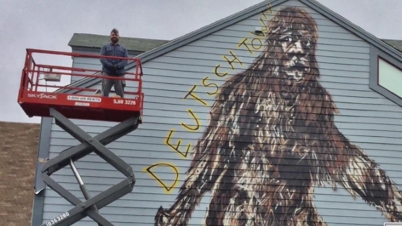 Pittsburgh street artists talks about his murals