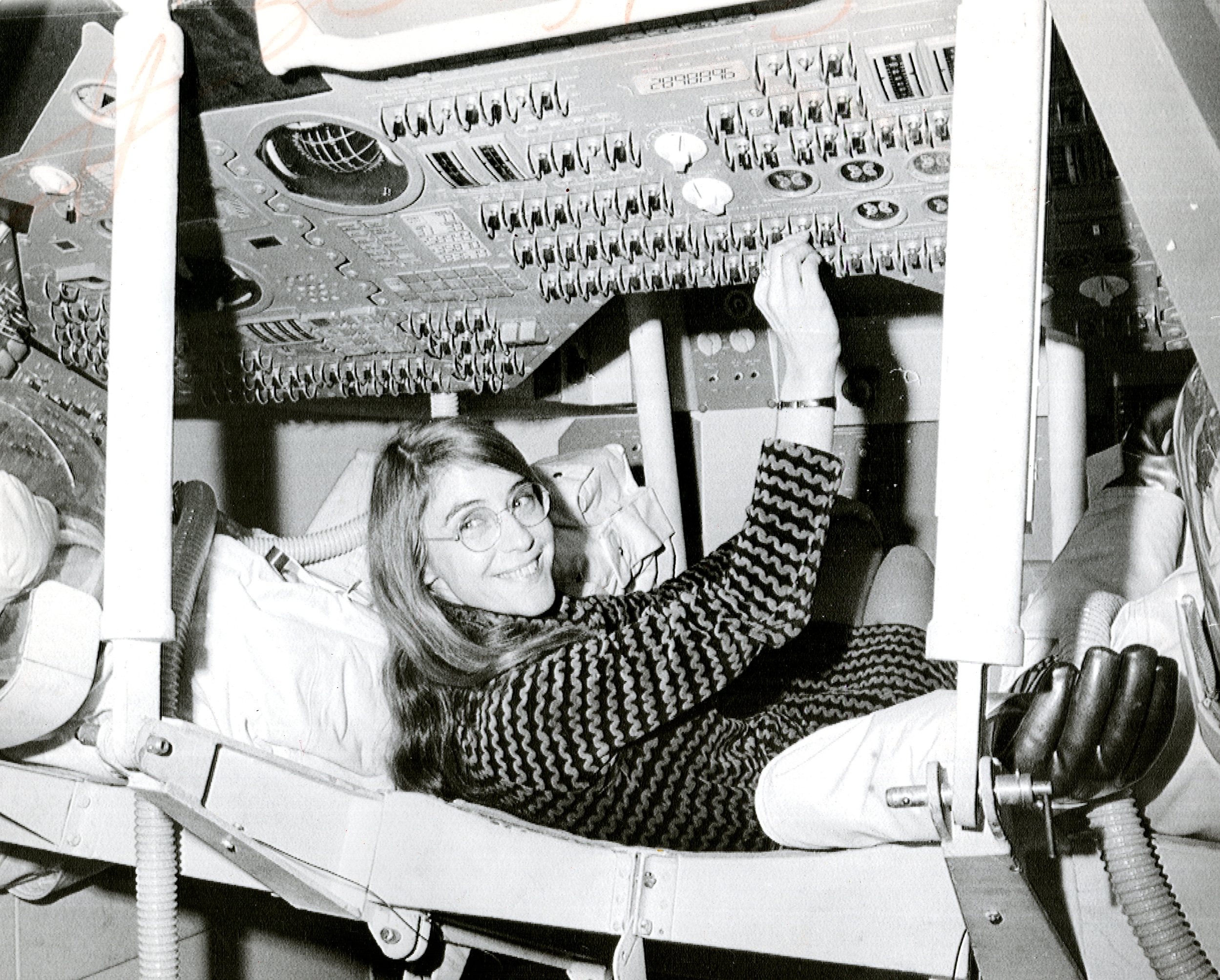 Margaret Hamilton, a pioneering software engineer who made the first ...