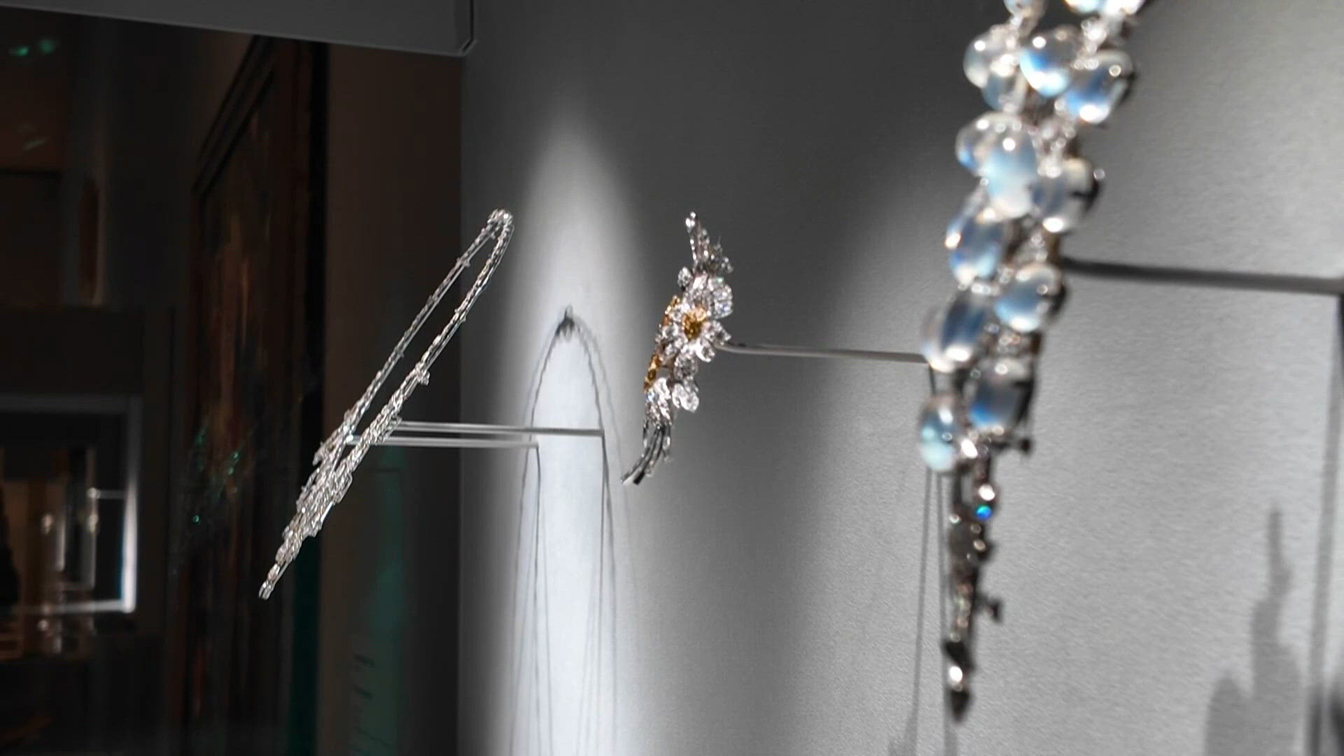 Rare Tiffany jewelry and gemstones arrive at Crystal Bridges