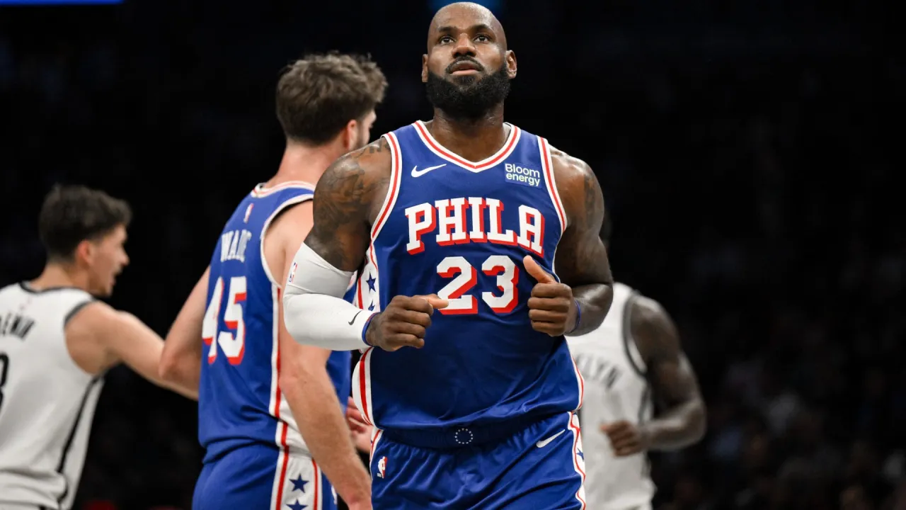 Three takeaways from LeBron James' preseason 76ers debut