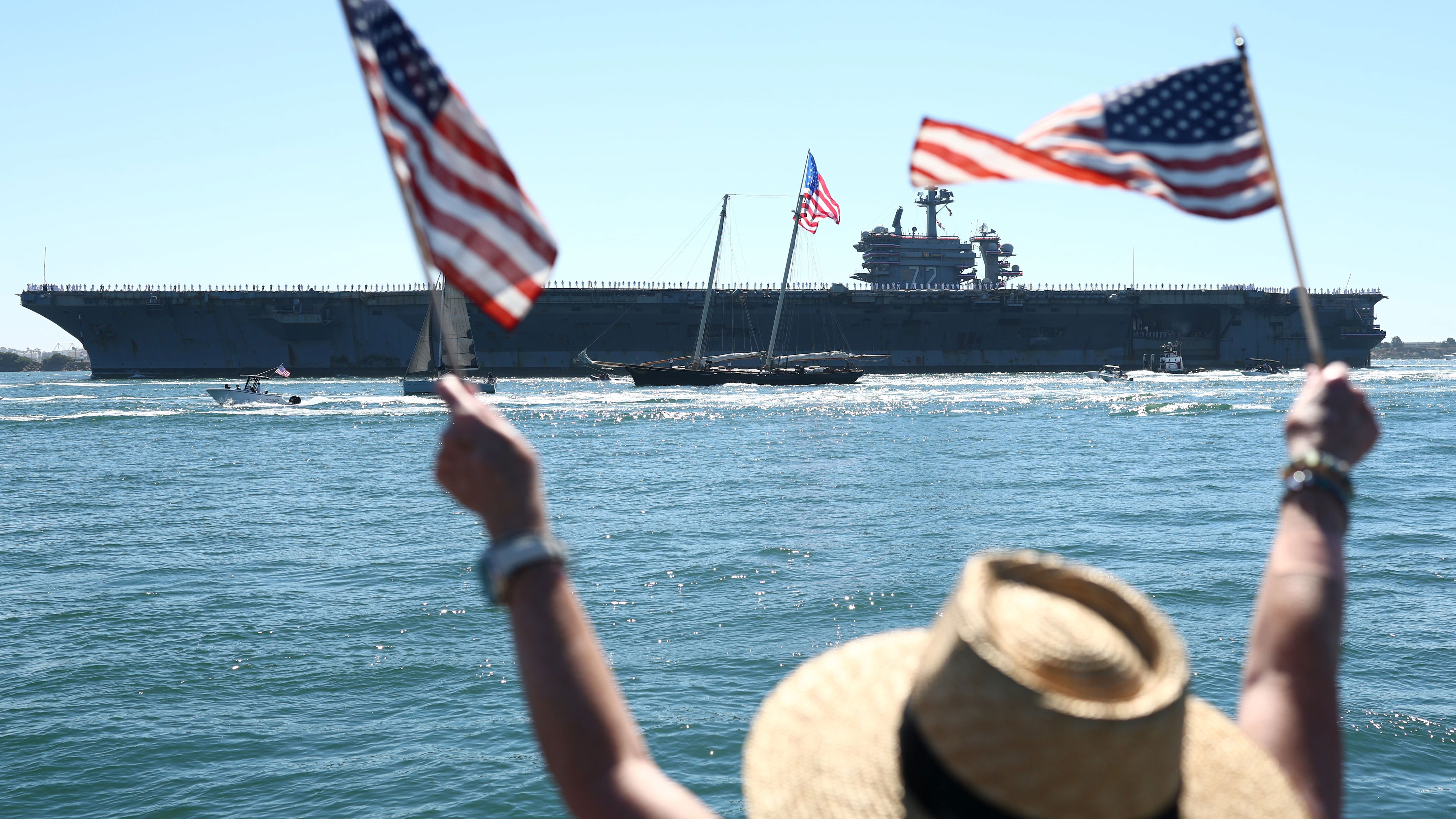 USS Abraham Lincoln returns after record 300-day deployment