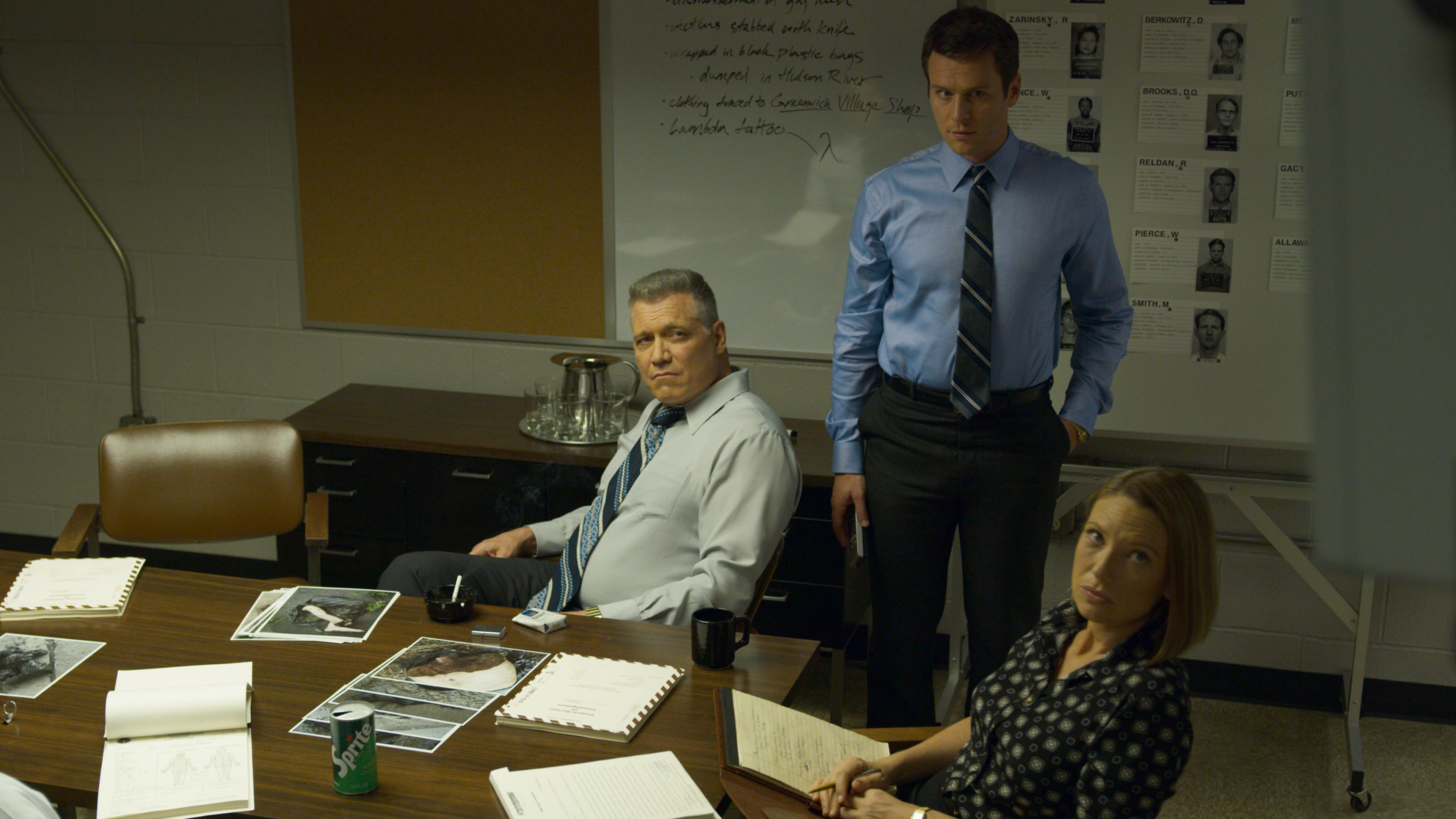 Mindhunter star's new crime thriller based on bestselling novel ...