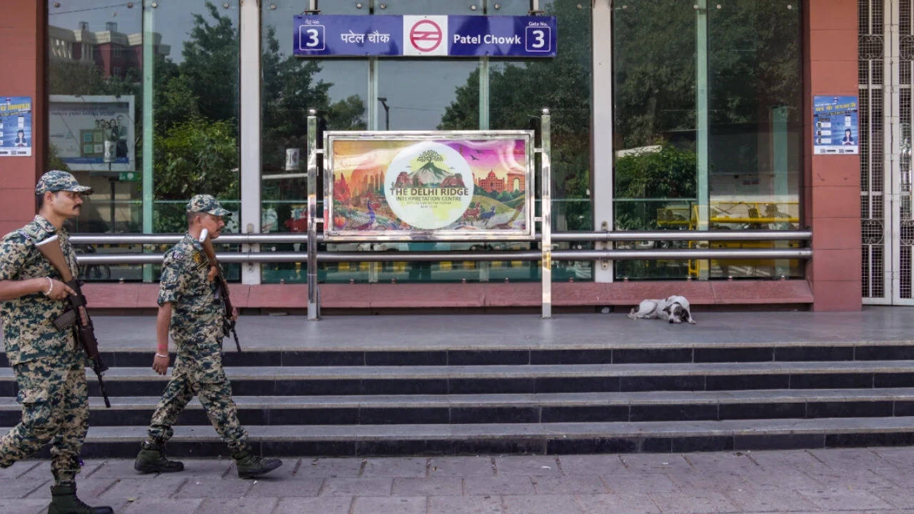 Metro gates shut, trains cancelled: Delhi Police, Railways plan curbs ...
