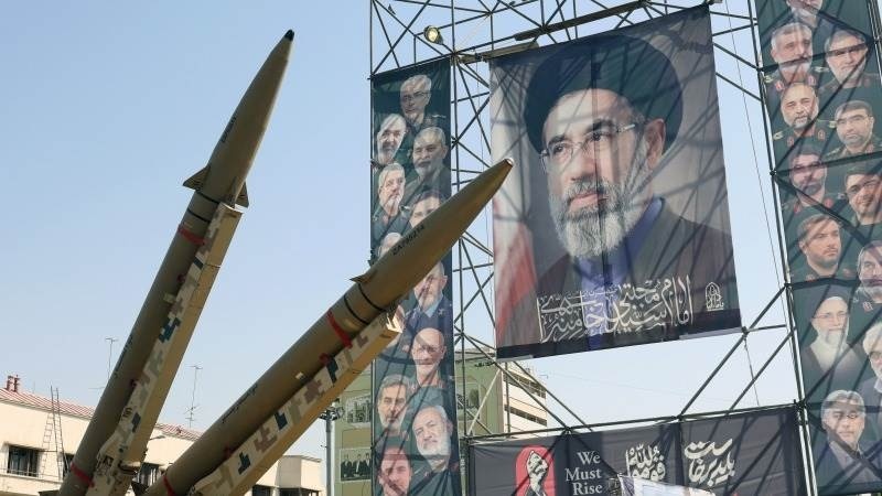 Lãnh tụ tối cao Iran kêu gọi ứng dụng AI trong lĩnh vực thực thi pháp luật