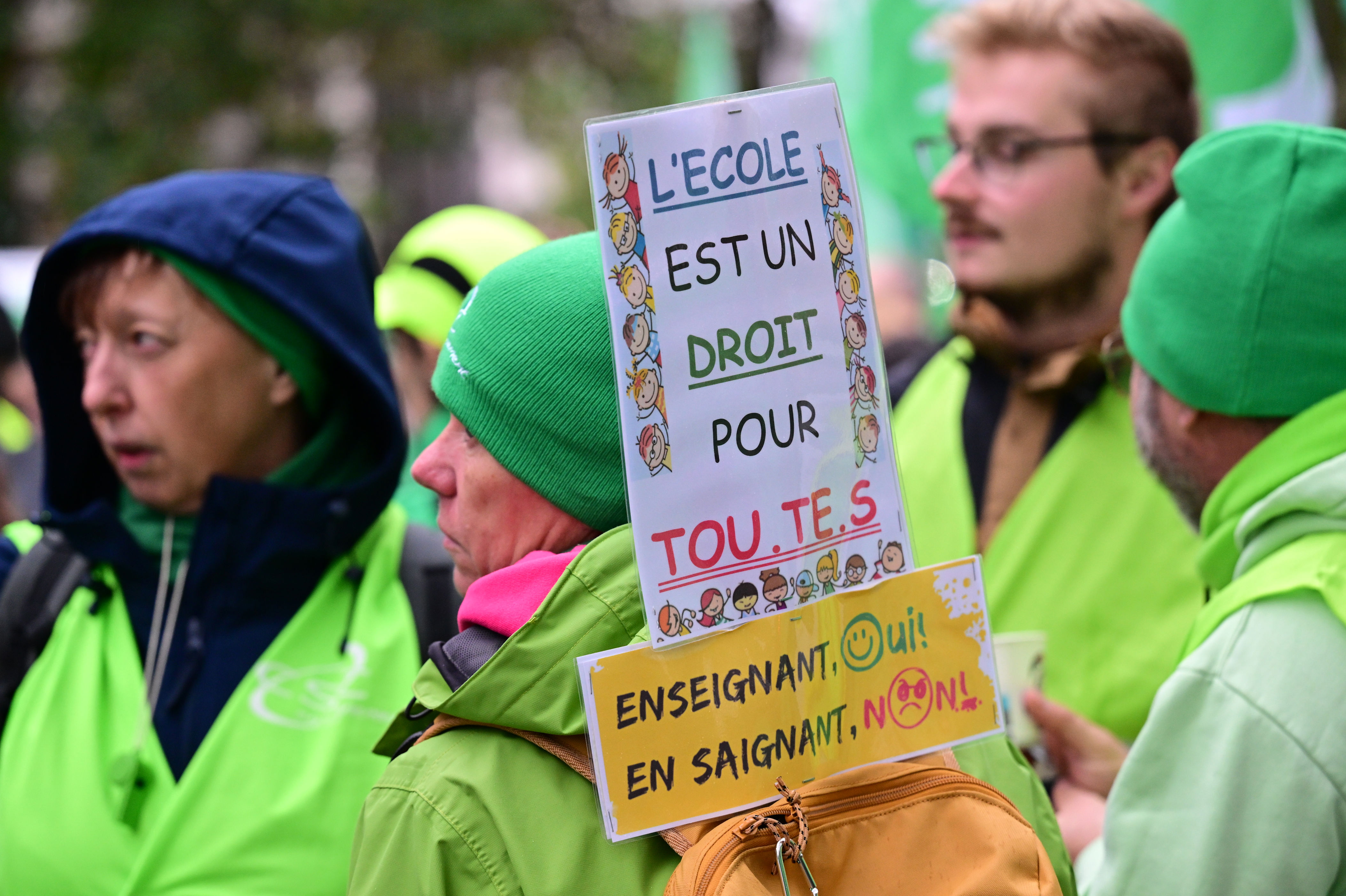 Manifestation nationale du 9 octobre - Les premiers manifestants et de ...