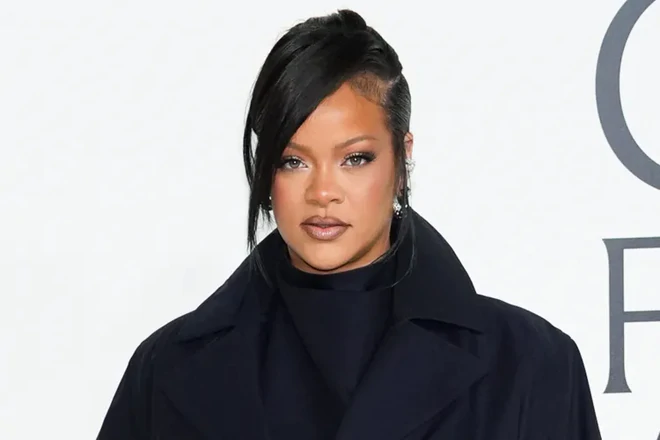 Rihanna có 170 ca khúc chưa phát hành, bao giờ fan mới được nghe?