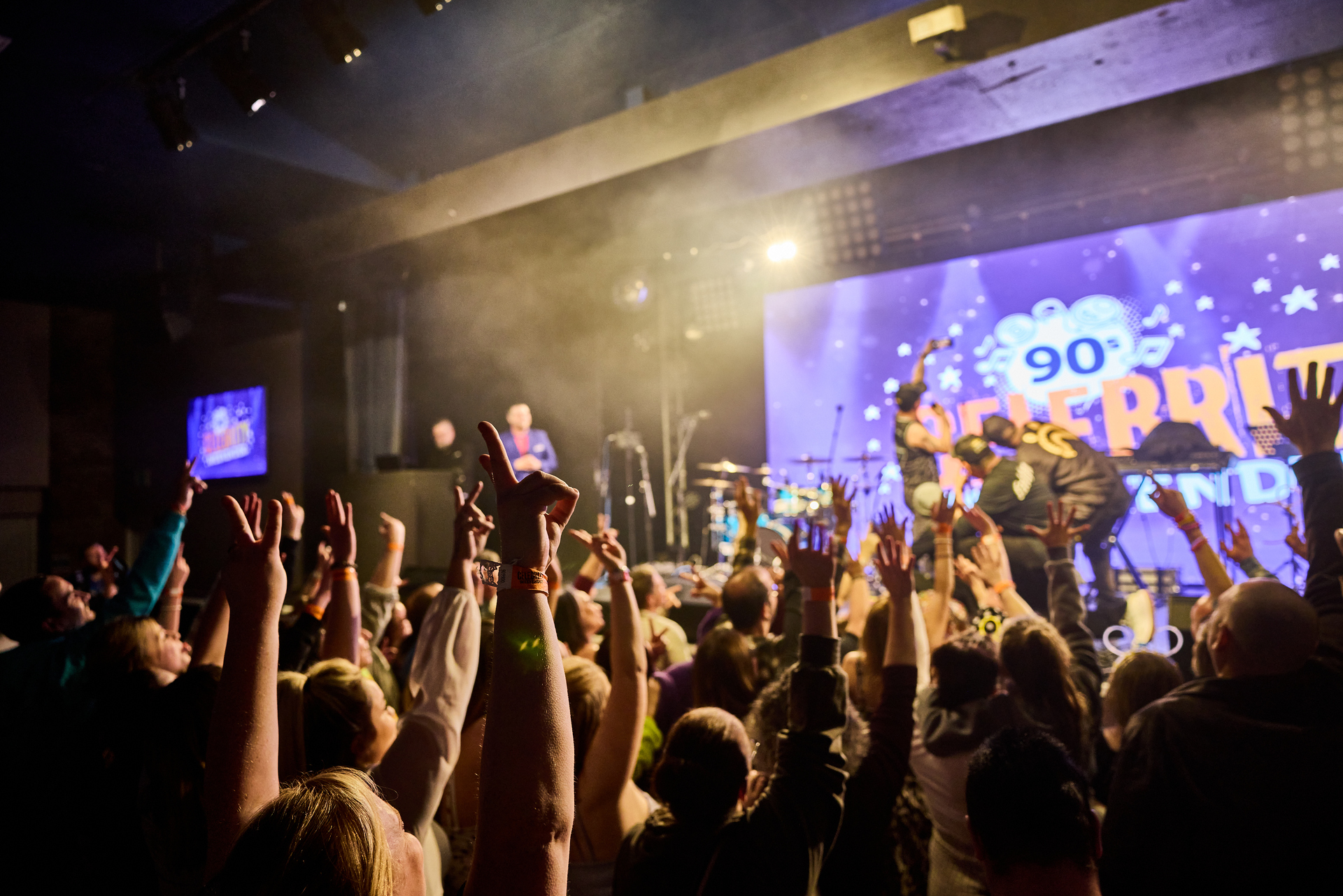 'Fantastic' Celebrity Weekender is back with East 17 in November and ...