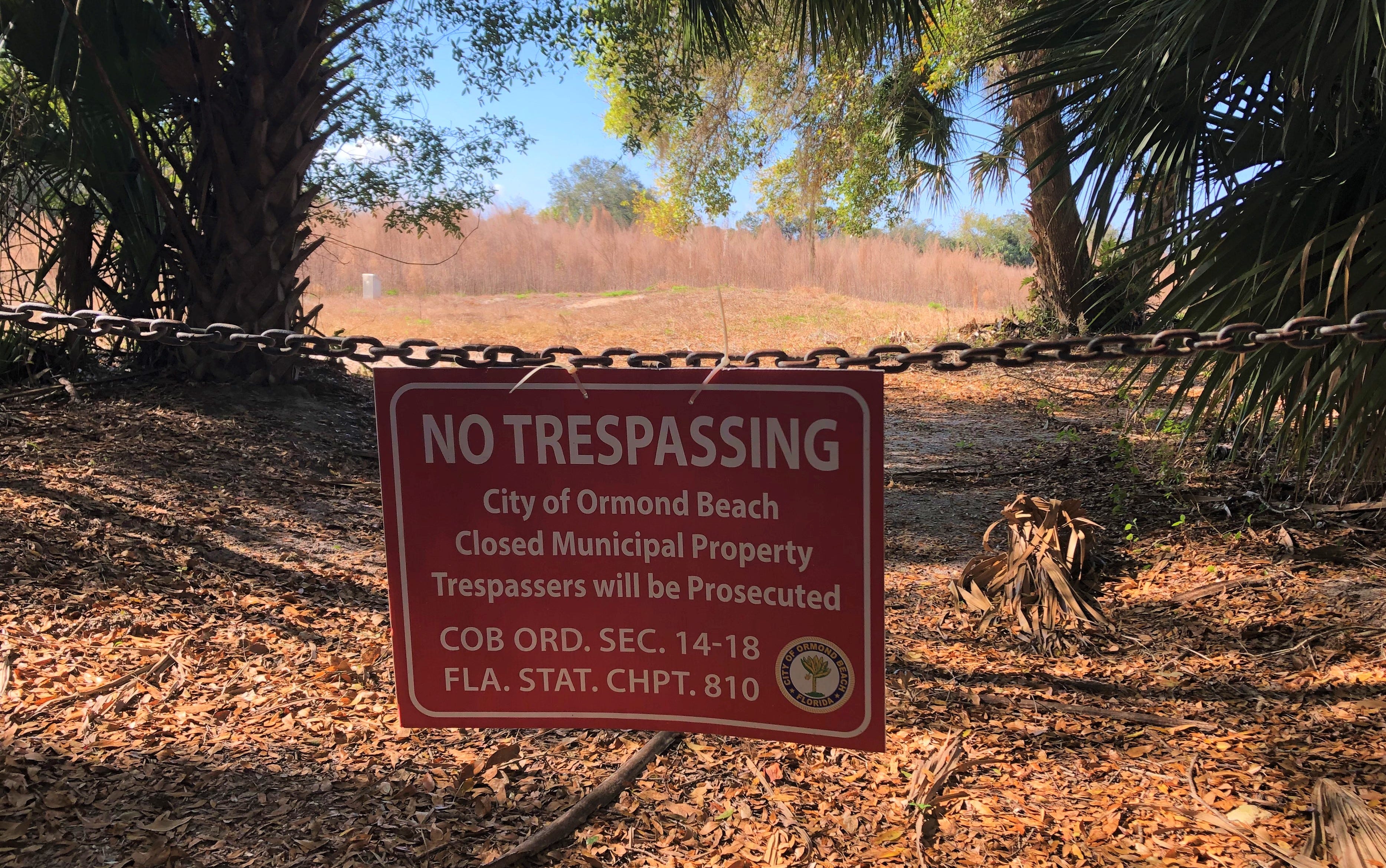 Residents furious Florida golf course closed during COVID has yet to re ...