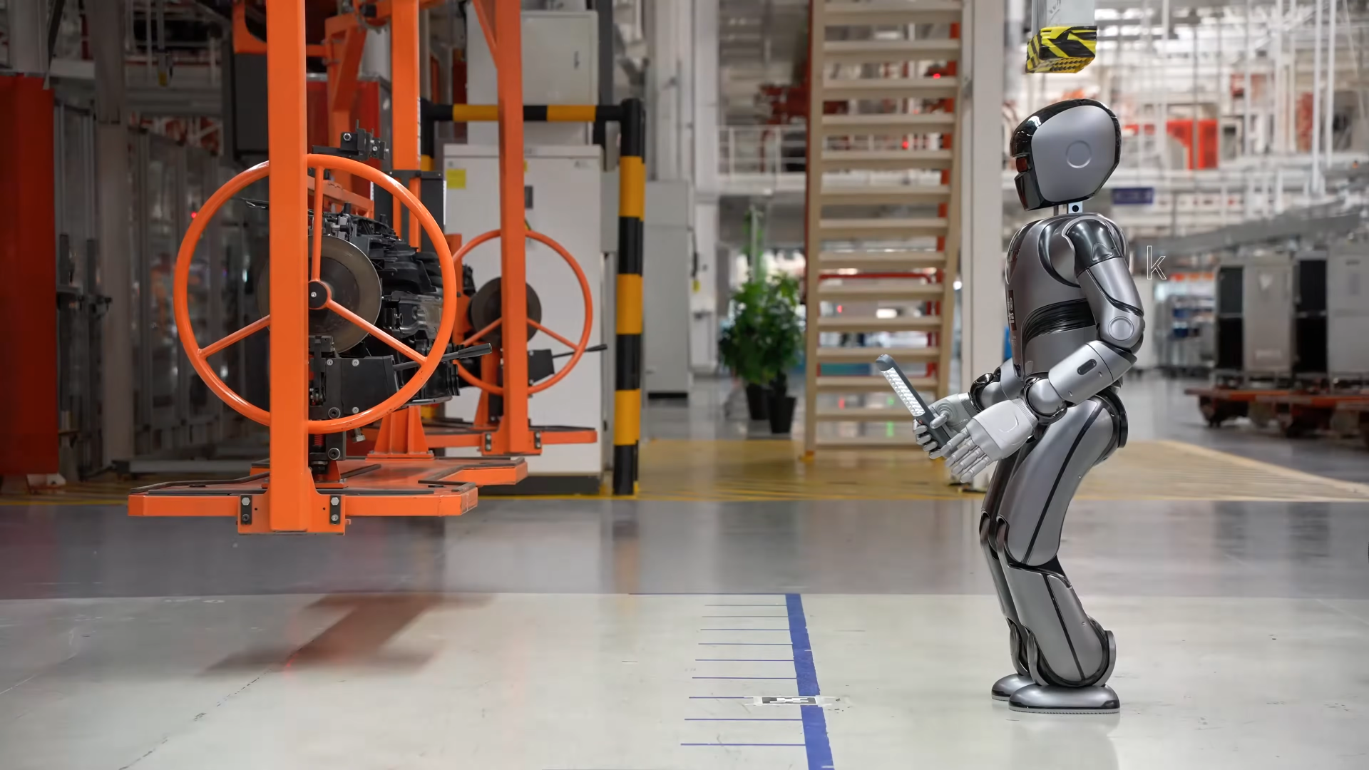 Chinese humanoid robots set to take on logistics jobs at Volkswagen ...