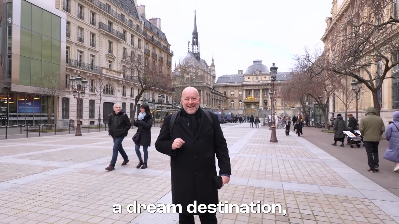 Online horror stories make tourists fear Paris then reality tells a ...