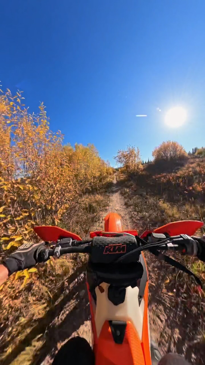 Fall colors and fast laps at Mosquito in Jackson