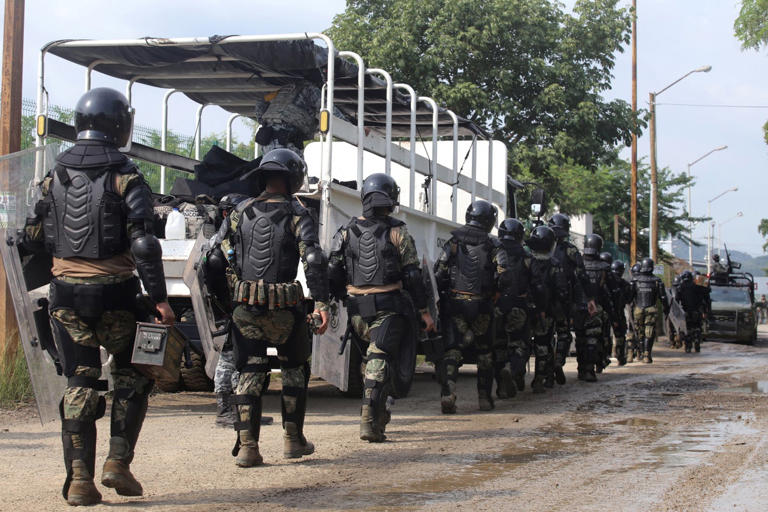 Prison riot kills 10 and leaves 16 injured as inmates clash