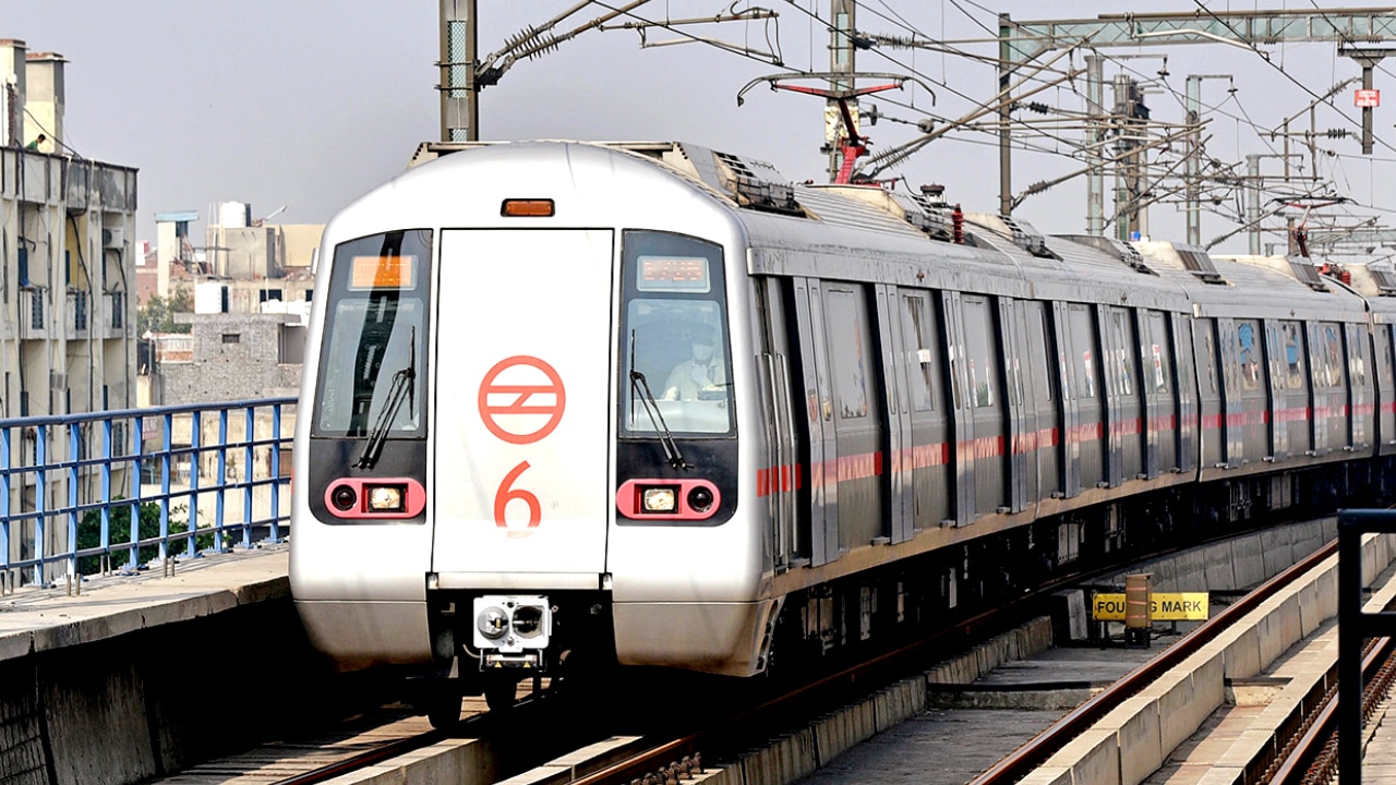 Phone as metro card: How to use your smartphone to travel on Delhi and ...