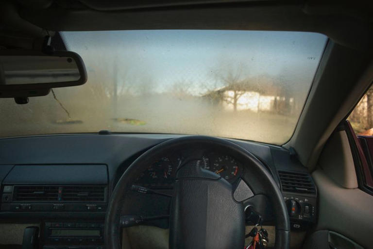Drivers warned simple 2-minute car rule avoids immediate £100 fine this ...