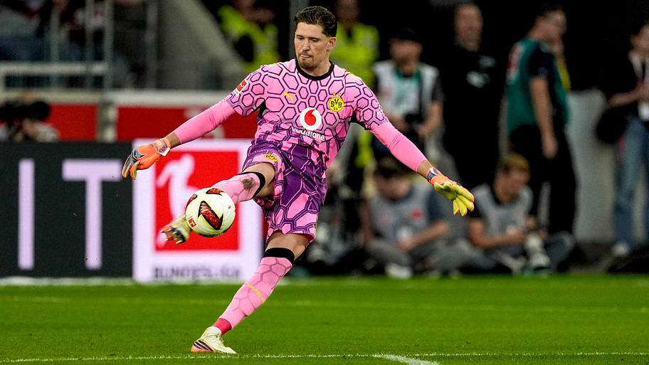 Borussia Dortmund to secure one key position with star's contract extension