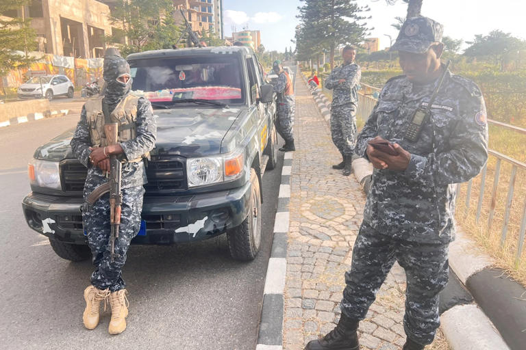 Ethiopian police ask residents in Tigray regional capital to help ...