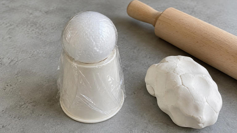 How to make a clay ghost tea light holder for Halloween