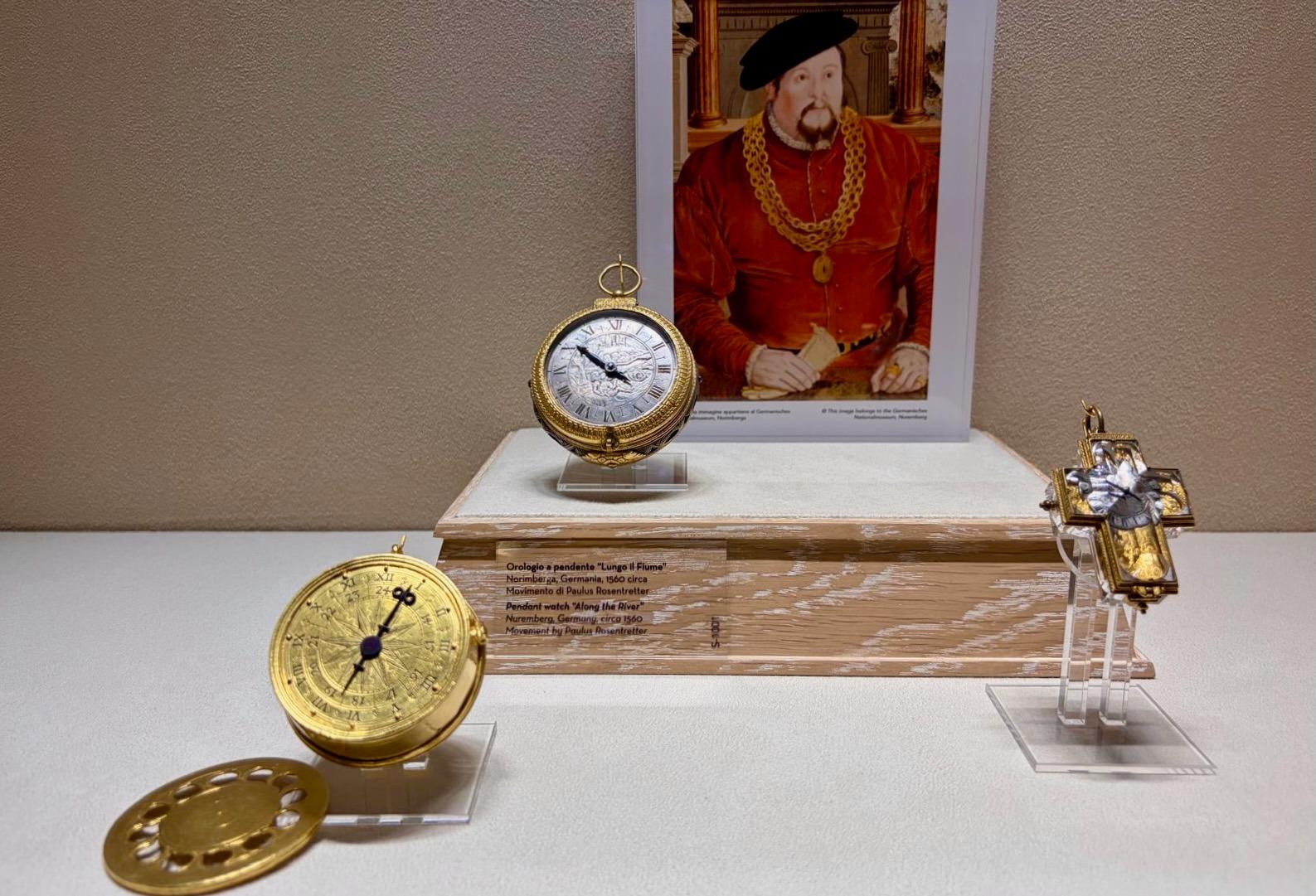 Patek Philippe expose plus de 500 montres et objets d'exception