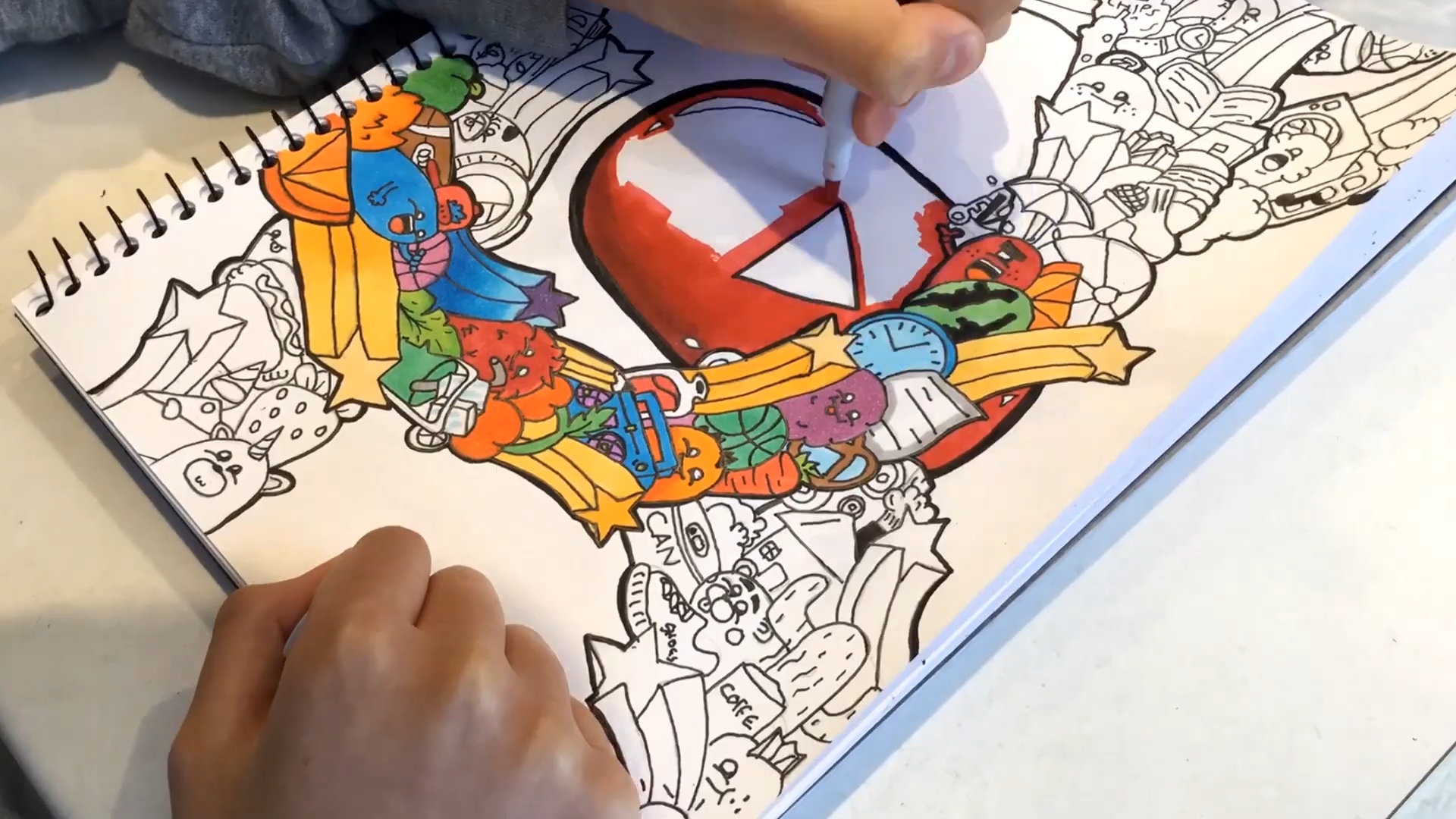 Drawing a YouTube play button doodle with Copic markers