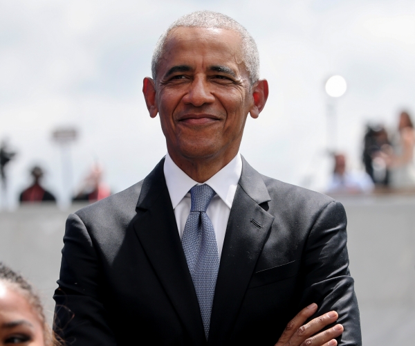 Obama raises over $13 million for Democrats