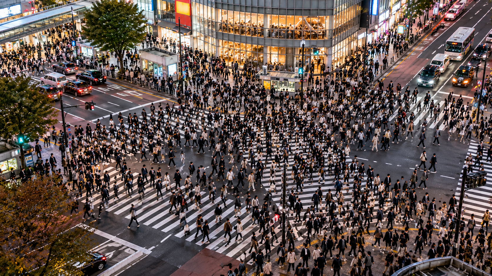 3,000 people can cross this Tokyo intersection at once - but it isn't ...