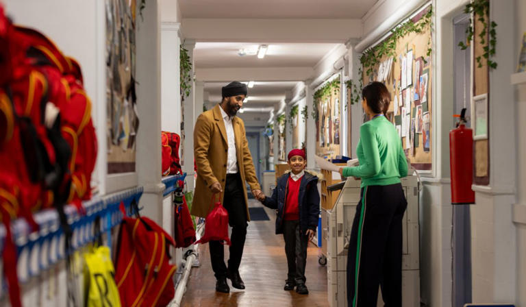 Mum shares the most helpful 'non-academic' questions you should ask at ...