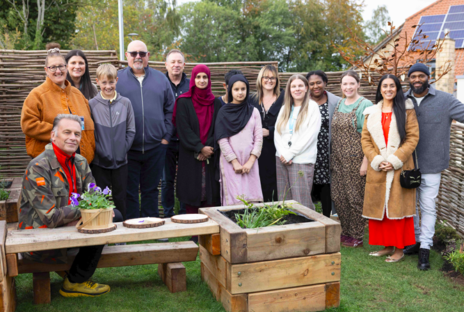 Chris Packham joins bereaved families to open new Garden of Memories at ...