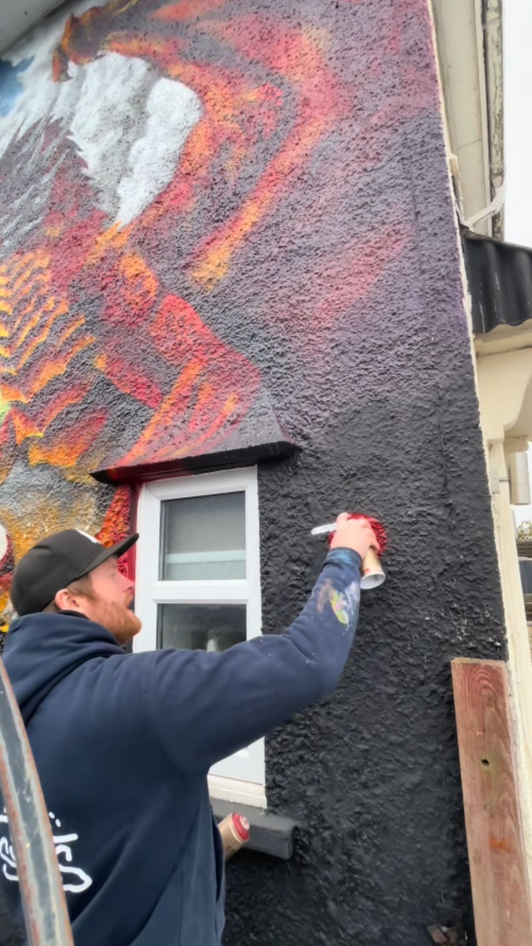 Epic dragon wall mural | Amazing spray paint graffiti art and outdoor ...