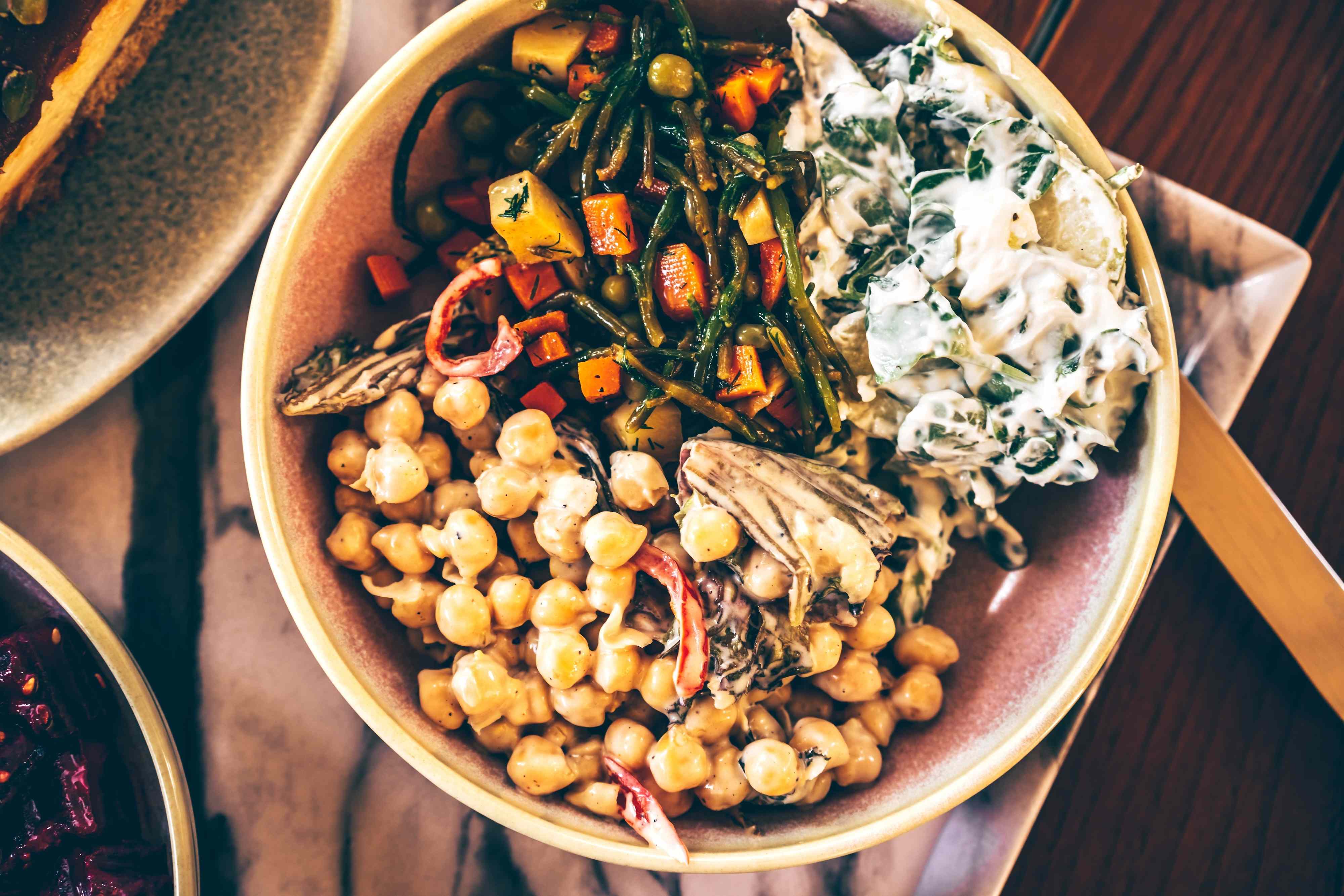 We ask a dietitian for the most affordable way to eat protein and fiber