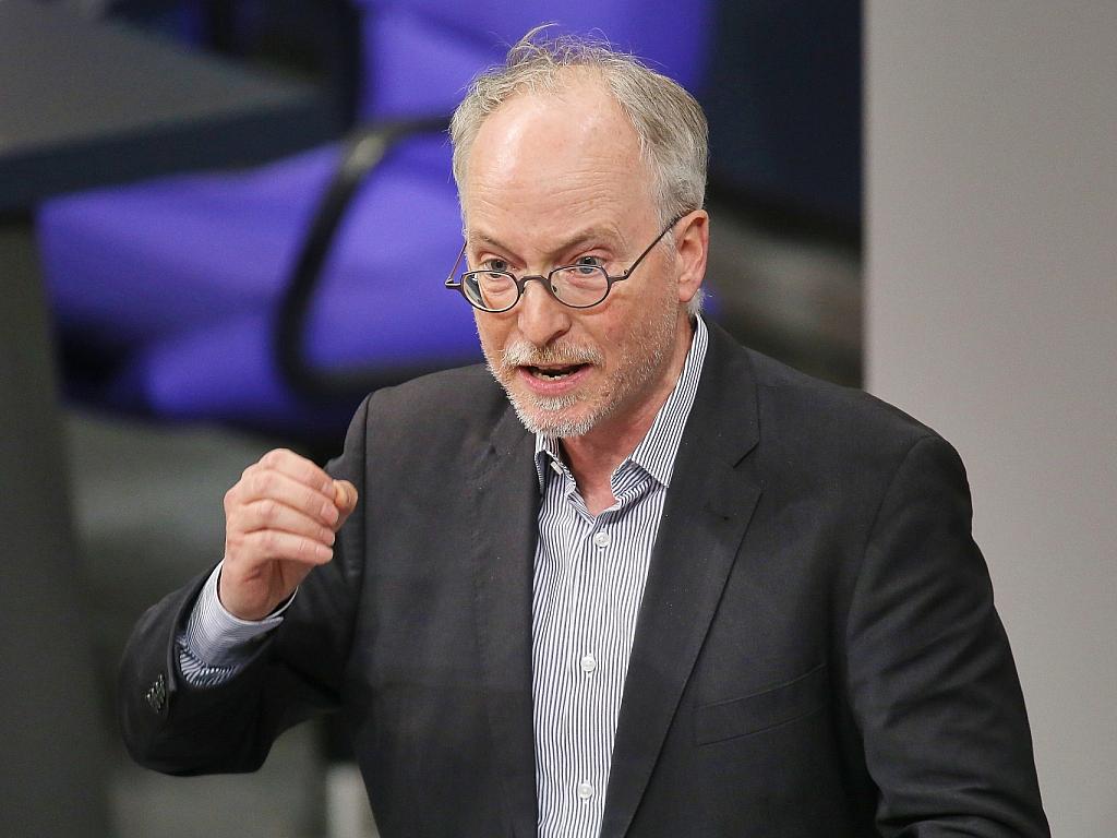 Grüne kritisieren Bilgers Bahn-Konzept