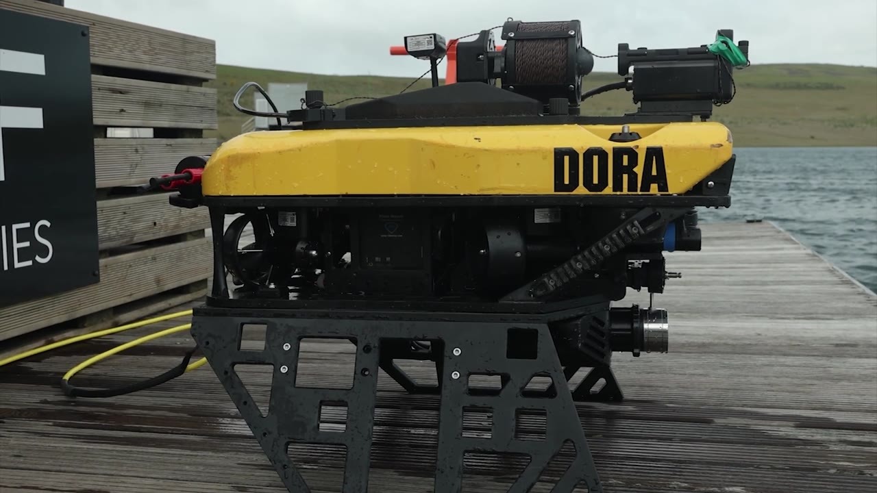 This tiny underwater robot can hunt down sea mines and destroy them ...