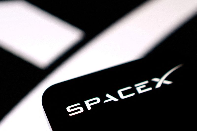 Explainer - What is the low-band spectrum that SpaceX acquired for ...