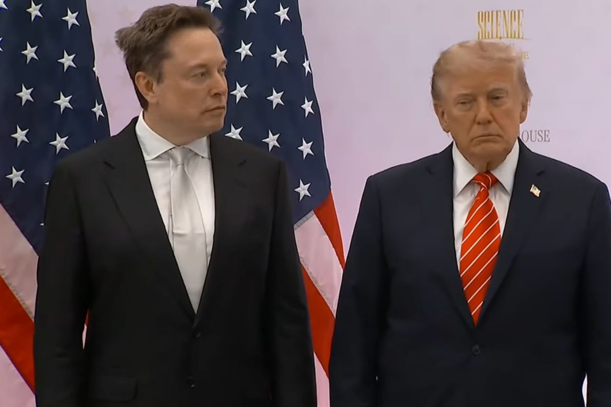 Elon Musk roasted for 'not being able to afford barber' as awkward ...