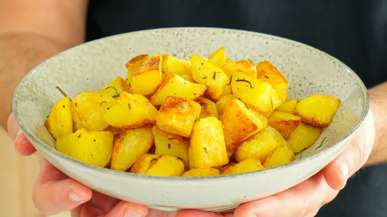 An Italian chef boils potatoes for just 5 minutes before roasting ...