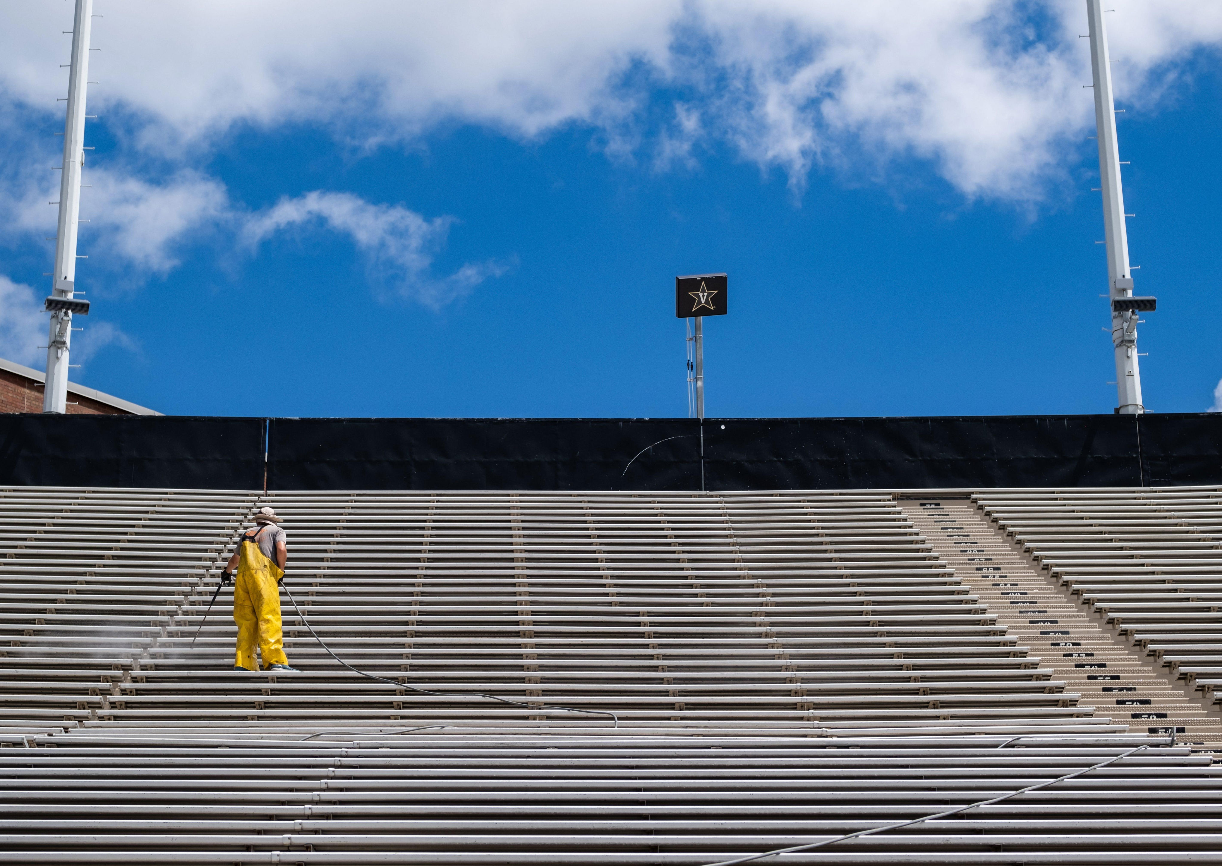Ole Miss, Vandy, and Jefferson Pilot: Let's remember some guys