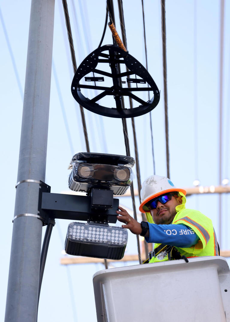 Speed camera shocker: 100,000 violators seen in nine days on Pacific ...