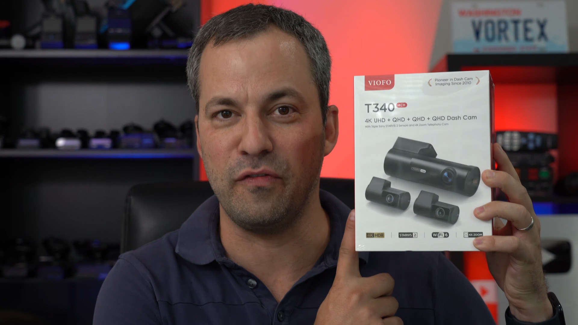 What features and accessories come with the Viofo T340 dash cam?