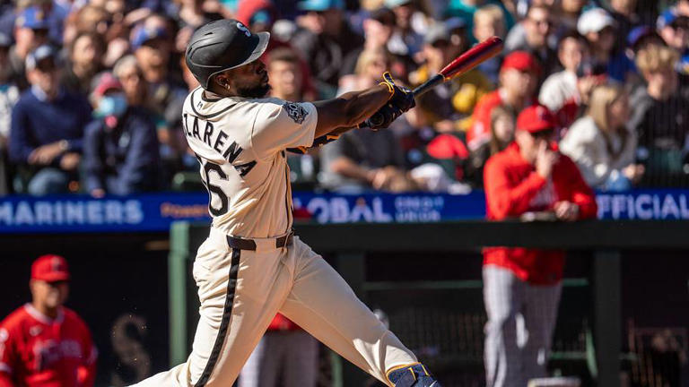 Blue Jays boss might find outfield solution in free-agent slugger