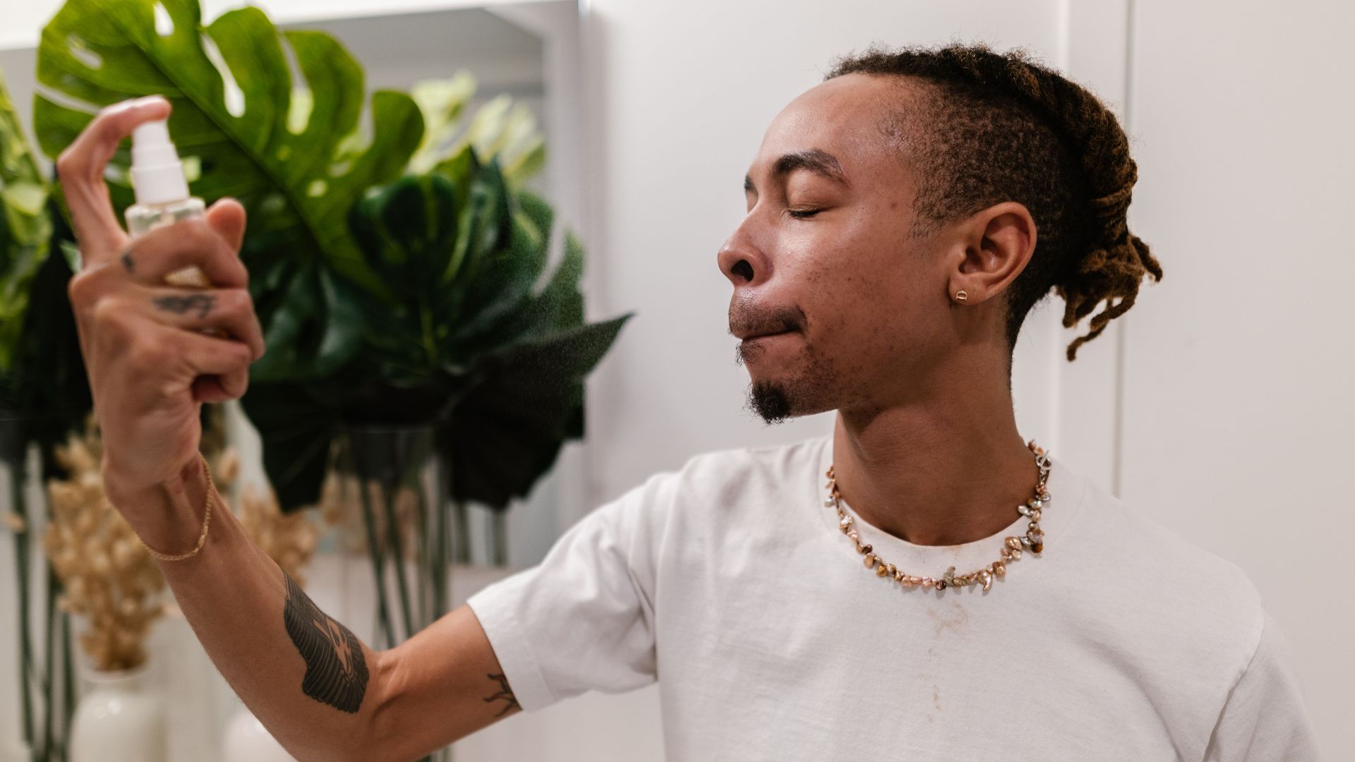 20 scents women never want to smell on a man